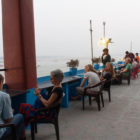 Vishnu Rest House Varanasi Bagian luar foto
