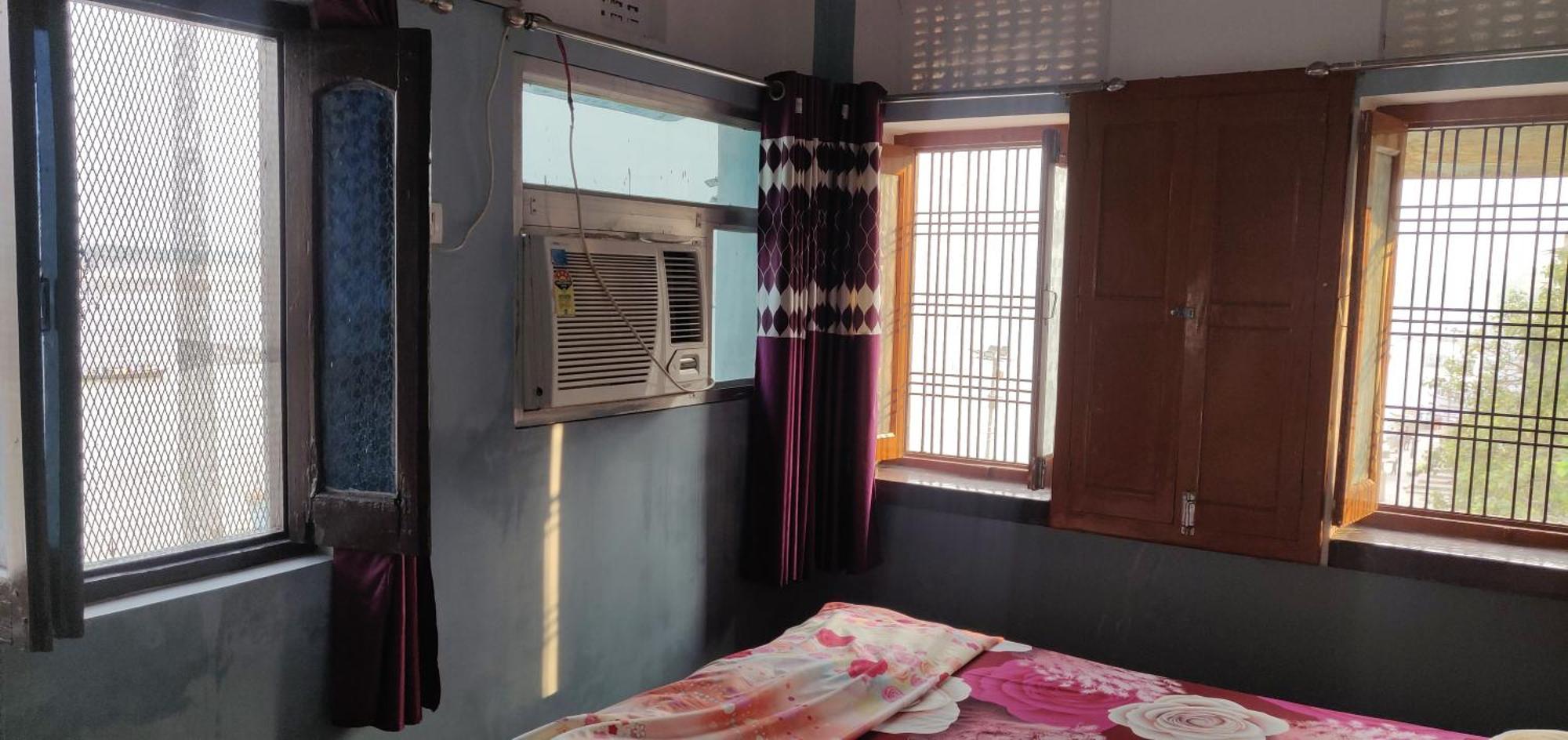 Vishnu Rest House Varanasi Ruang foto
