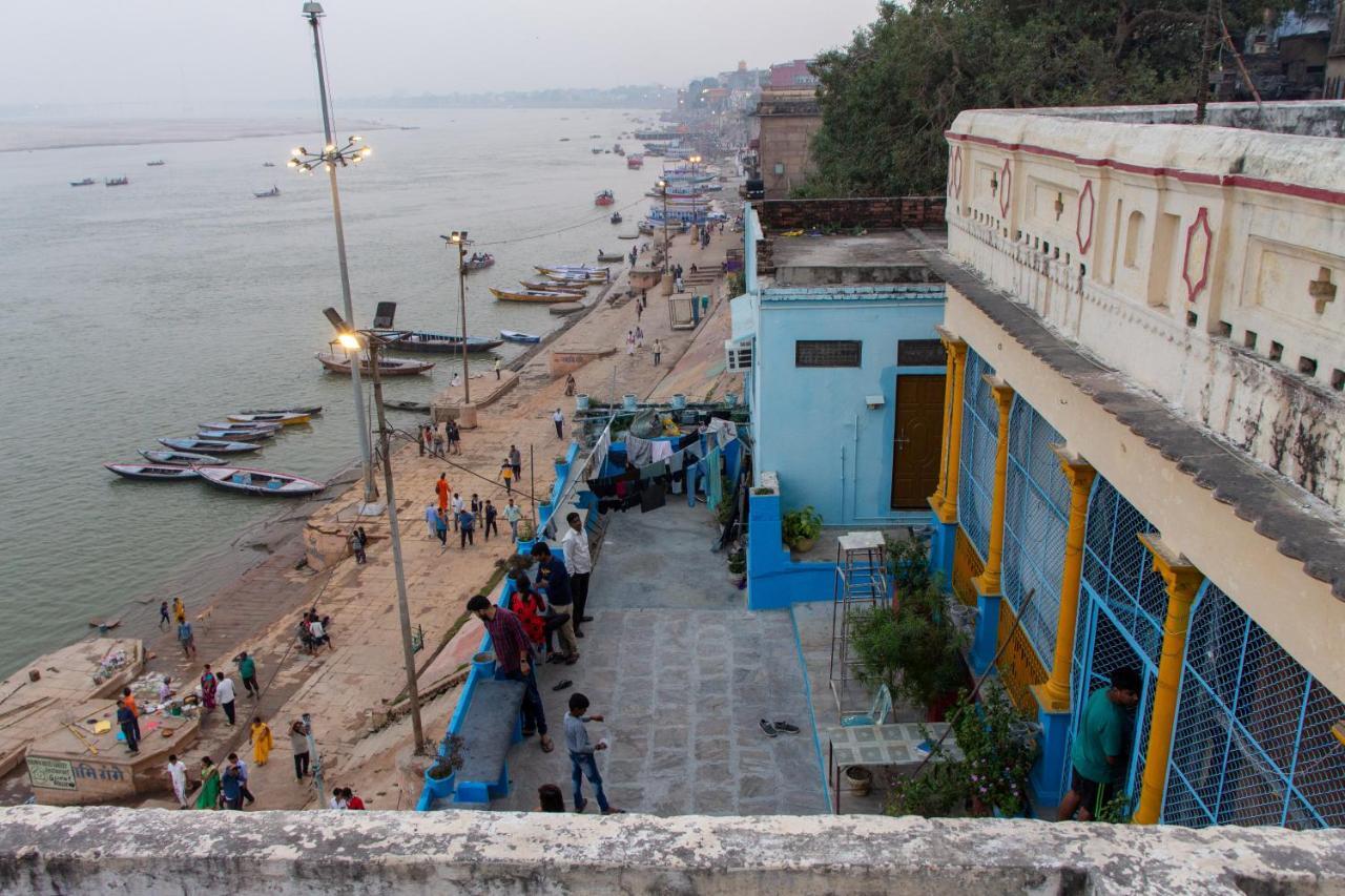 Vishnu Rest House Varanasi Bagian luar foto